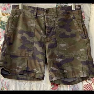 Anthropologie shorts camo the wanderer